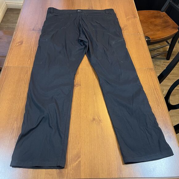 Wrangler Pants Mens 38x32 Black Outdoor Zip Pocket Stretch Nylon NW788NB Hiking - Picture 10 of 11